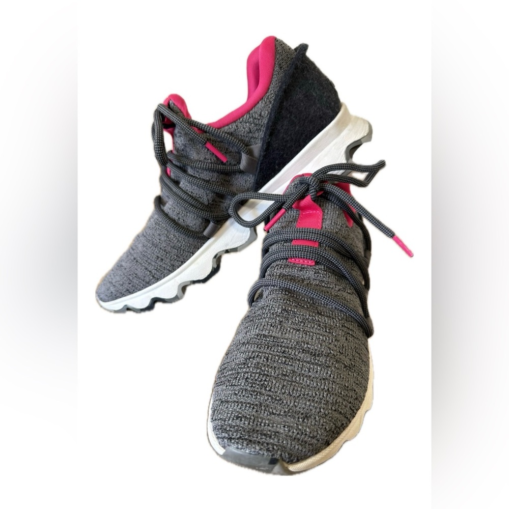 Sorrel Kinetic Lace Sneaker
